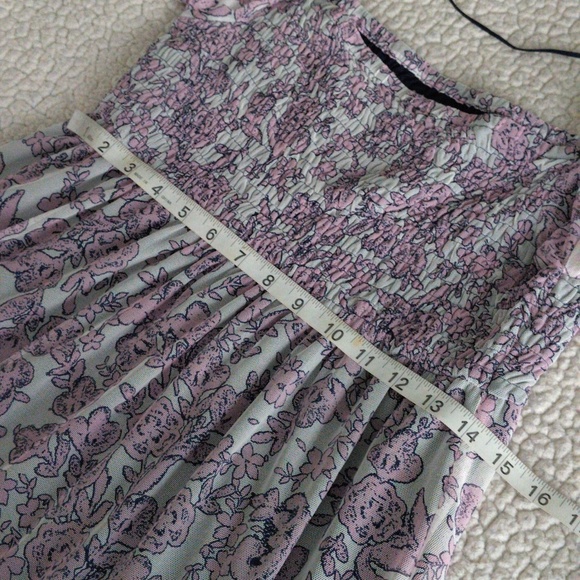 NWT Maison Tara Size 6 Pink Navy Floral Square Neck Smocked Boho Flounce… - Picture 10 of 15